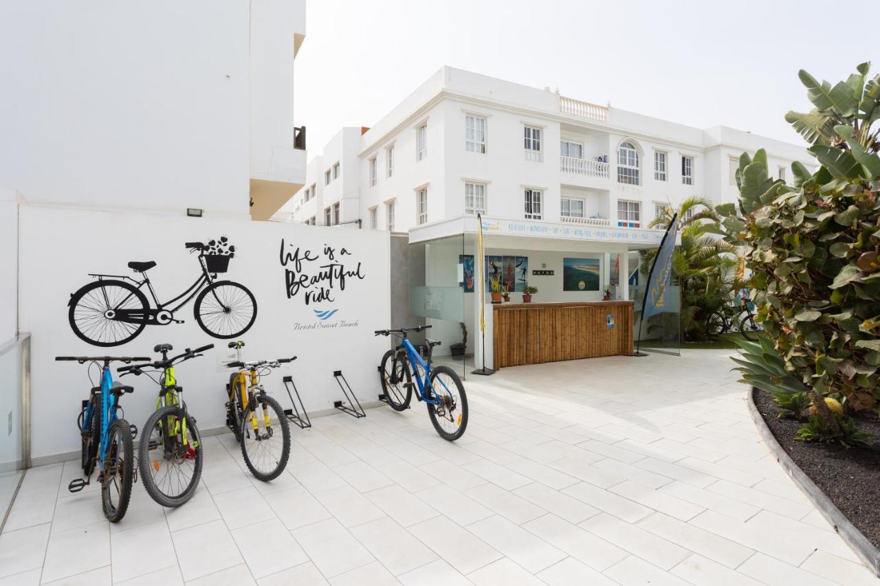 Home2Book Hola Rolls Corralejo Center Exteriör bild